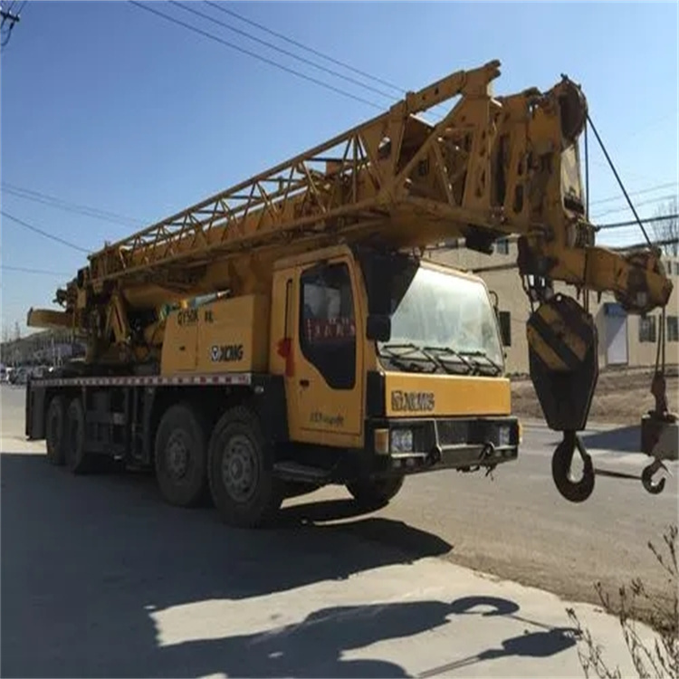 怀集吊车怎么吊装挖掘机